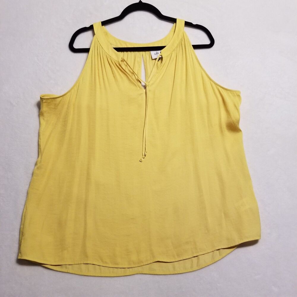 Cabi XL Top Yellow V Neck Keyhole  Neck/back Lightweight Sunny Resort Coastal